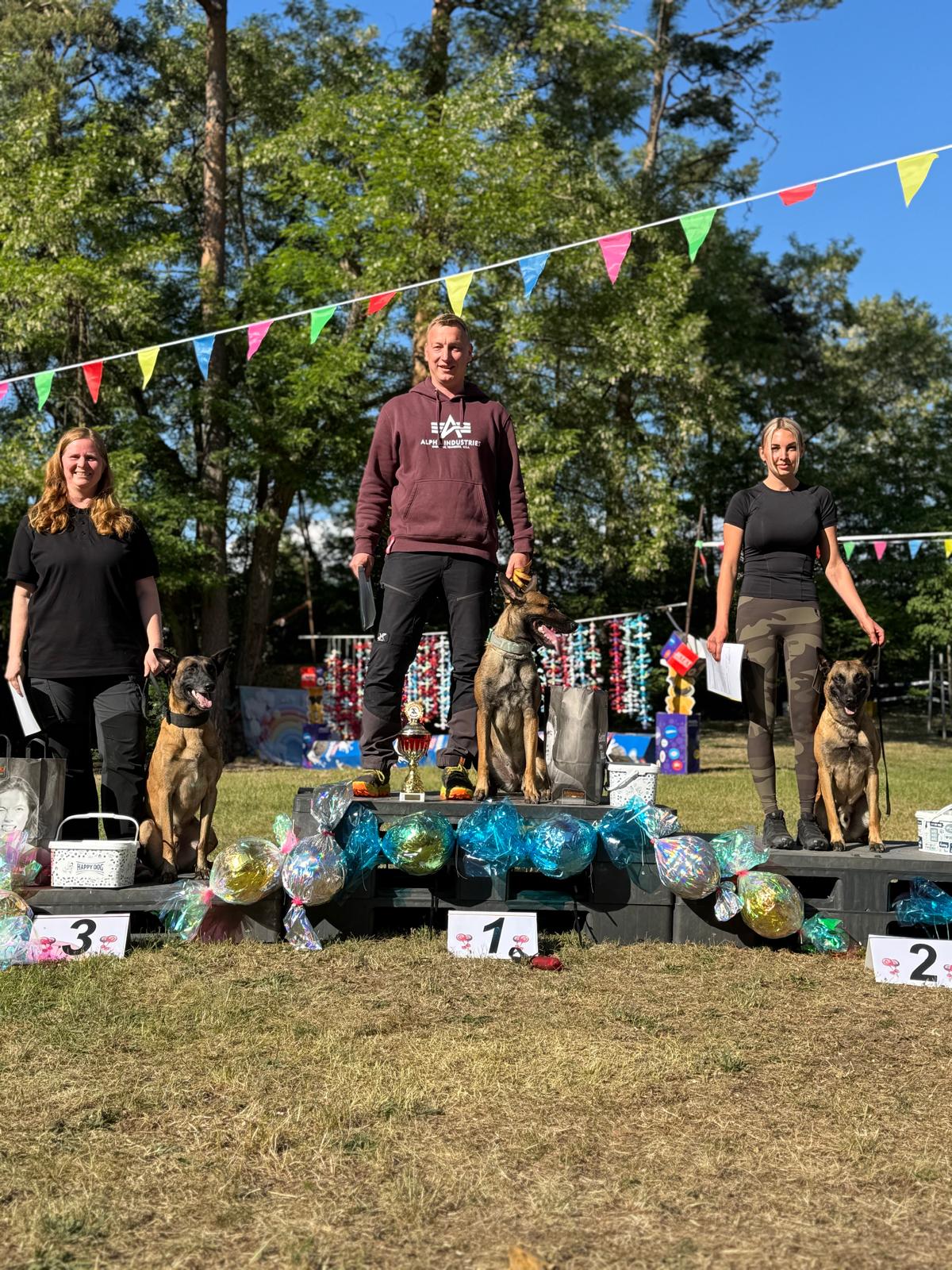 2025-05-18 Lm Mondi 25Podium Kat 1